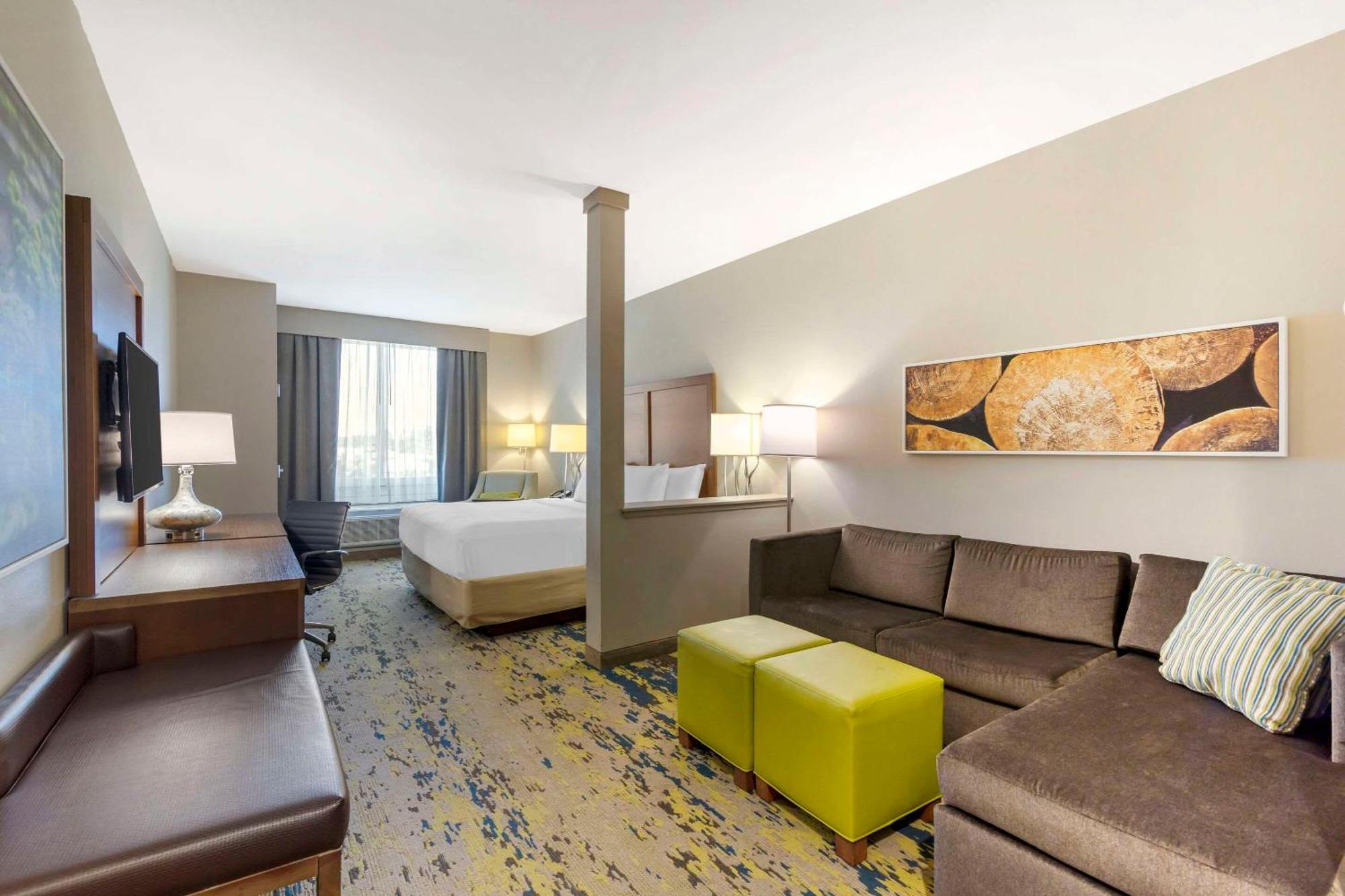 Comfort Inn & Suites Βαλντόστα Εξωτερικό φωτογραφία
