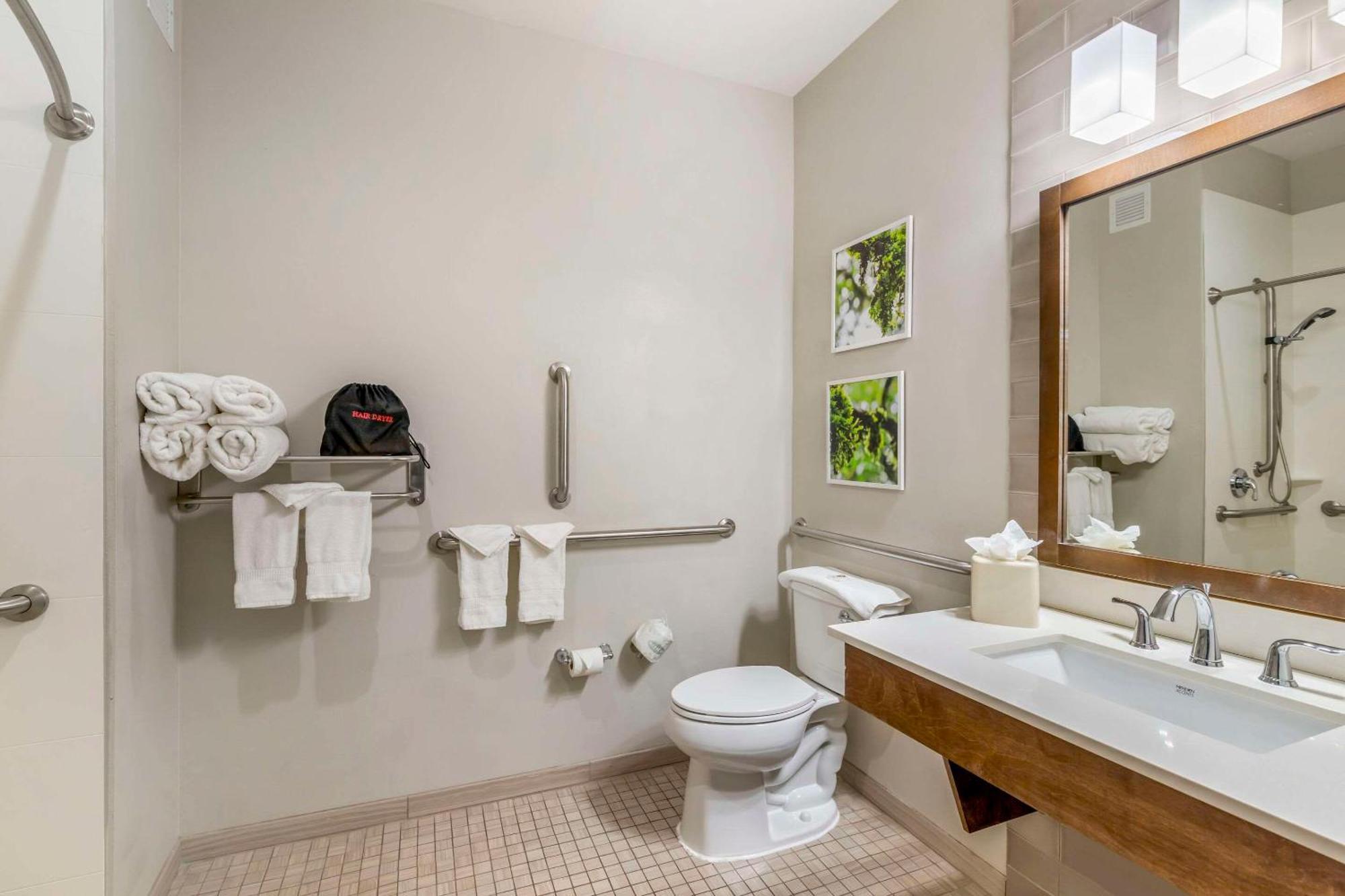Comfort Inn & Suites Βαλντόστα Εξωτερικό φωτογραφία
